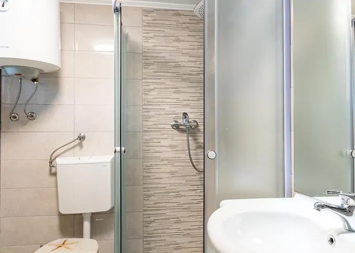 Kuca Matanovic * Cres