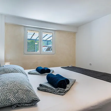 Kuca Matanovic Apartment Cres