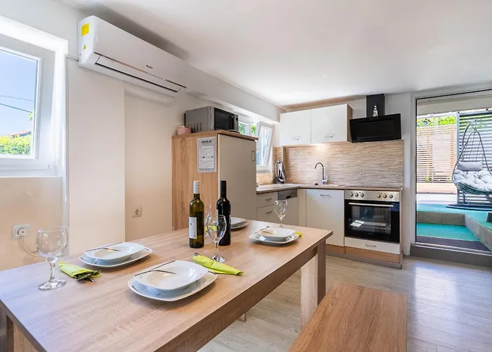 Kuca Matanovic Cres