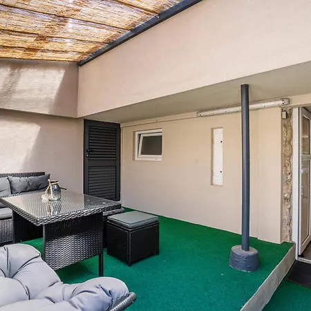 アパート Kuca Matanovic ツレス